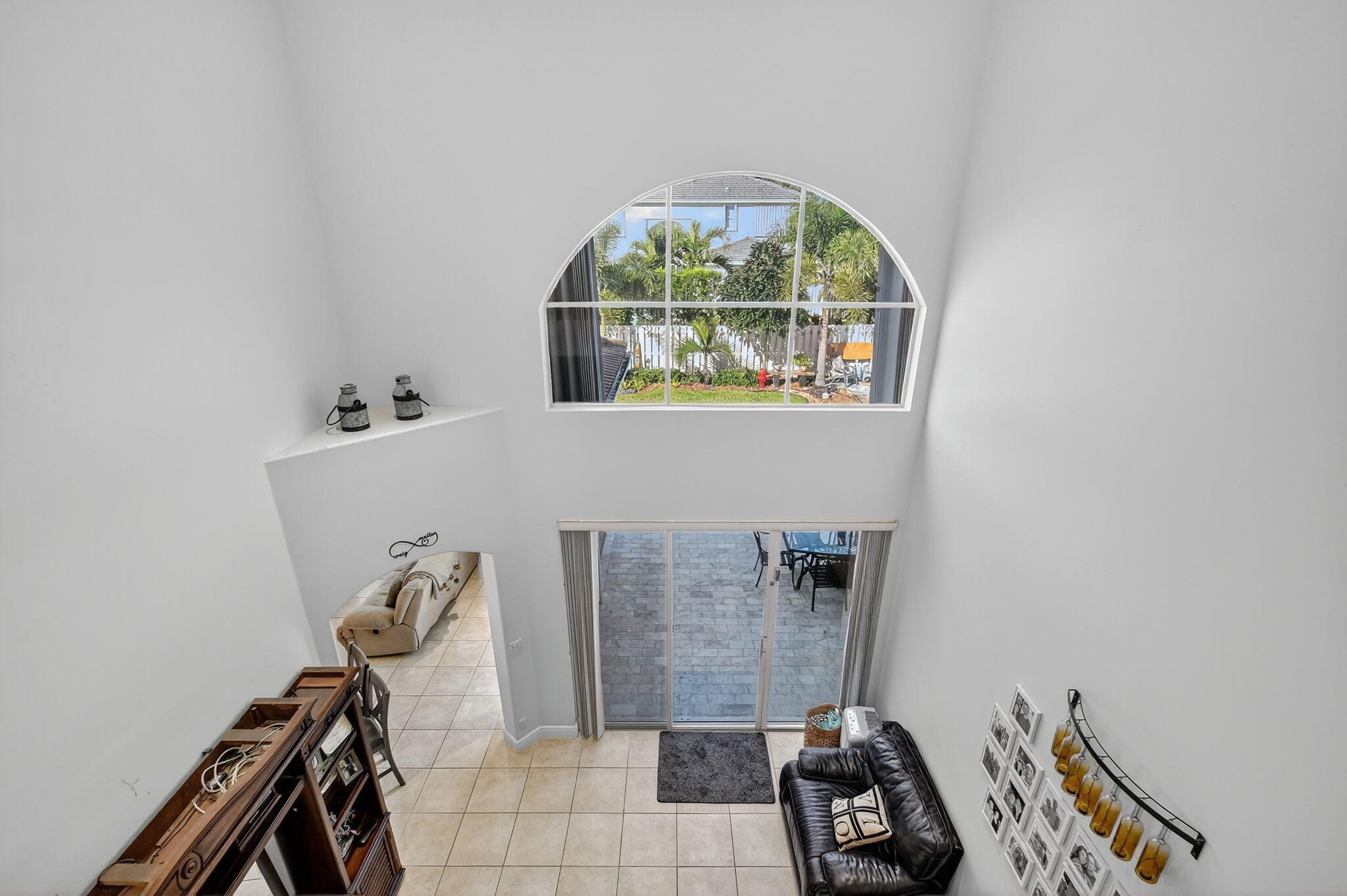 6394 Sand Hills Cir