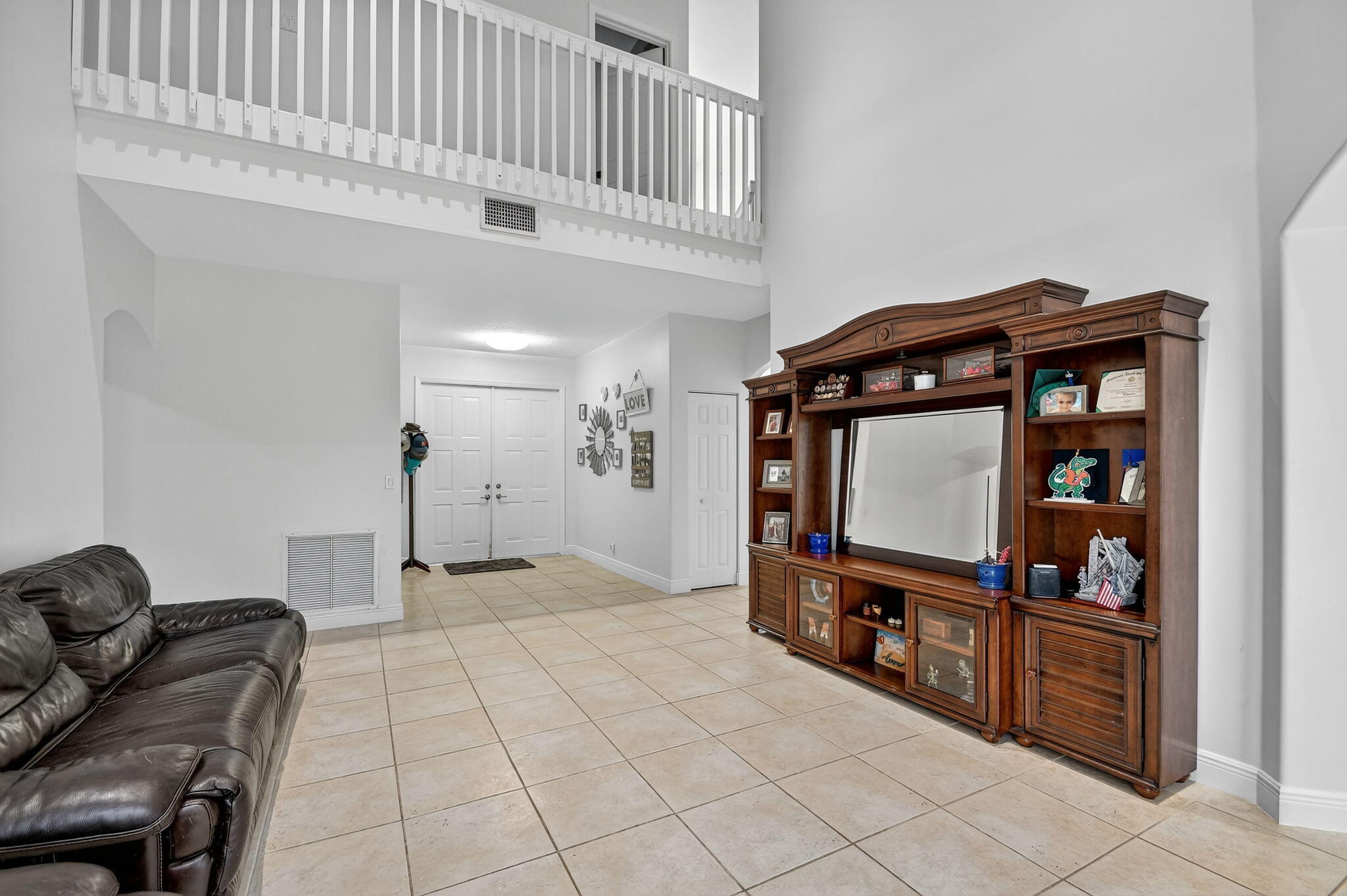 6394 Sand Hills Cir