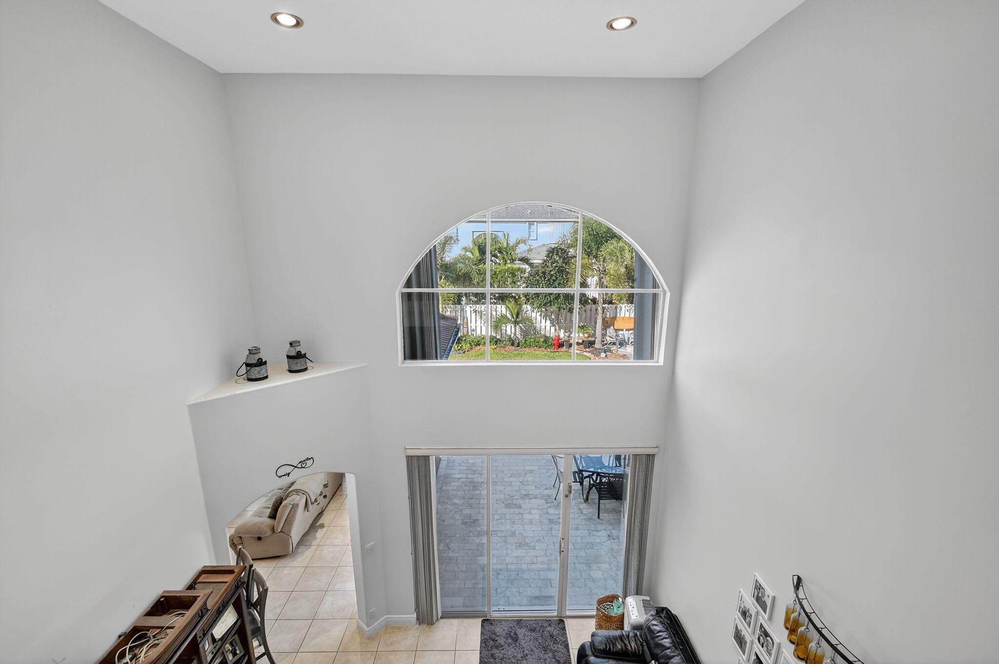 6394 Sand Hills Cir