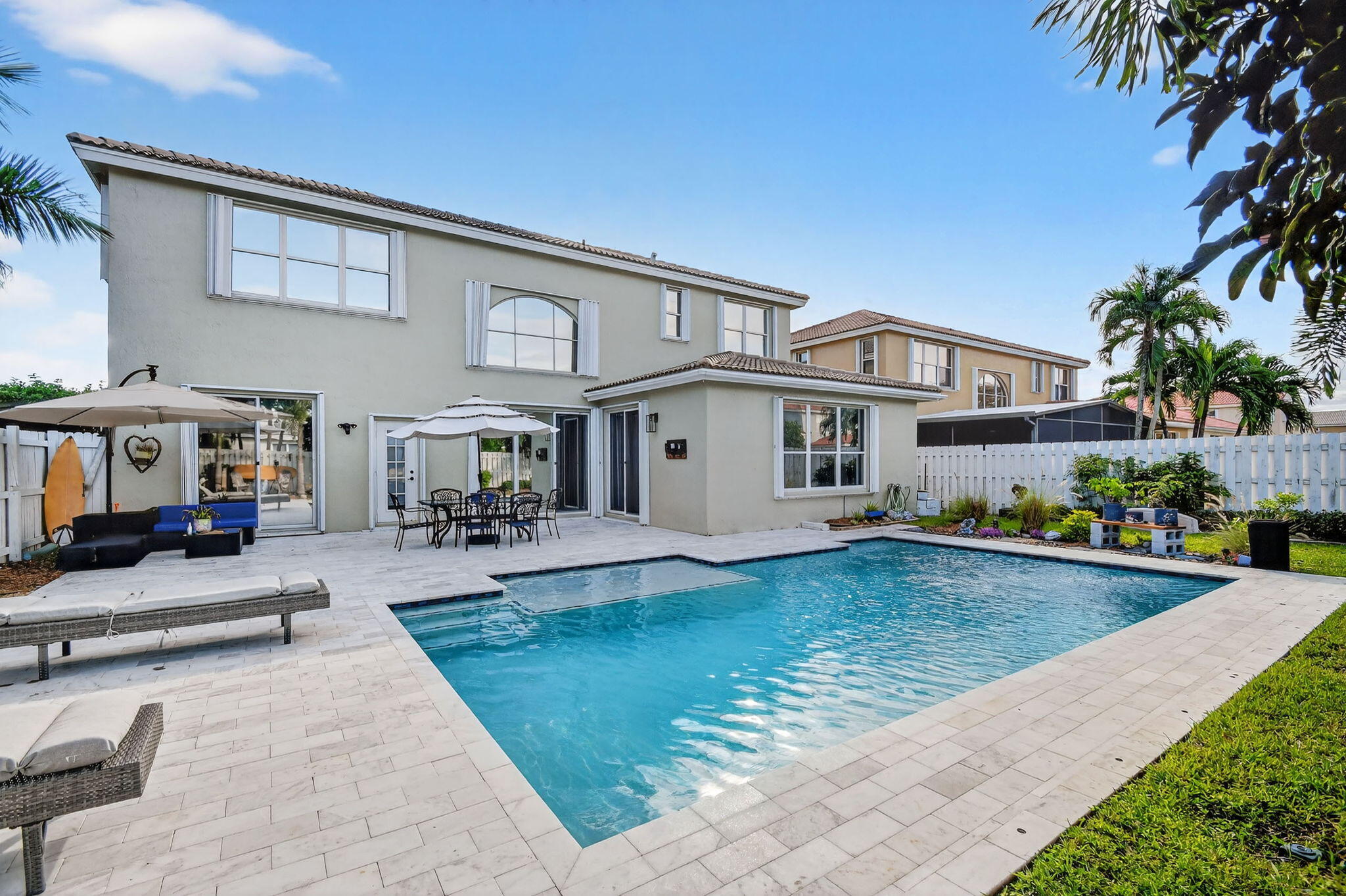 6394 Sand Hills Cir