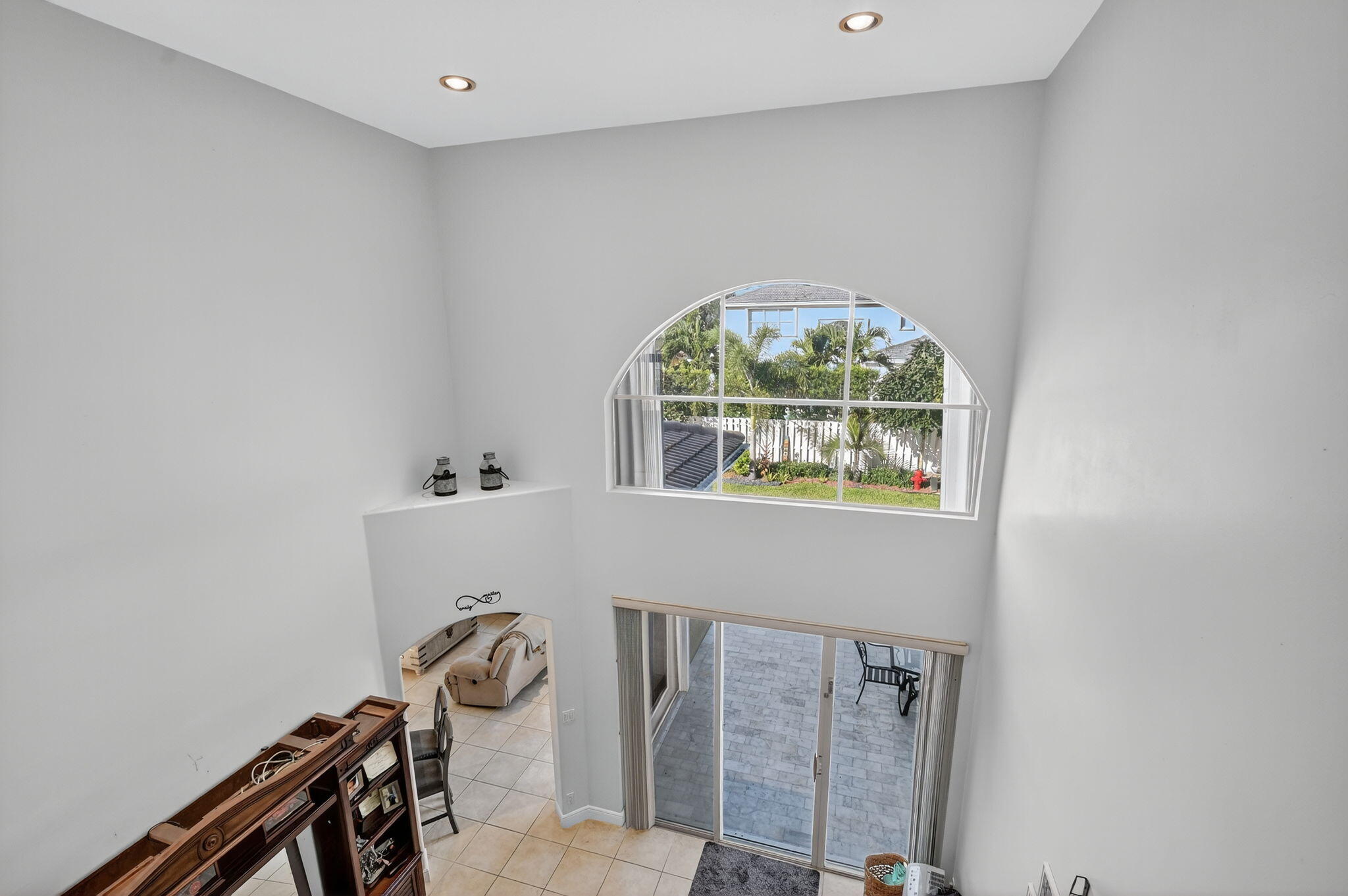 6394 Sand Hills Cir