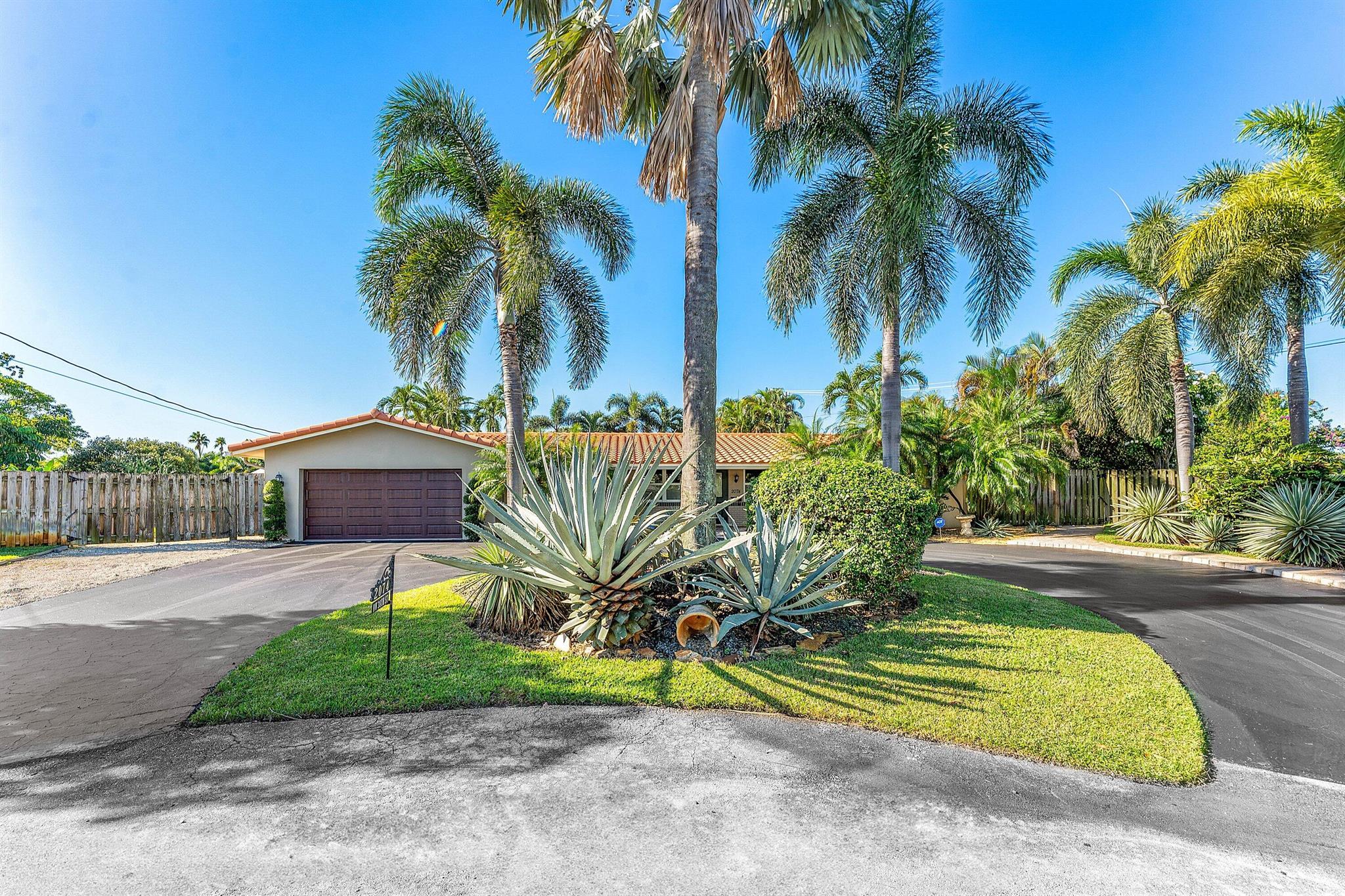 2074 NW 38th Street