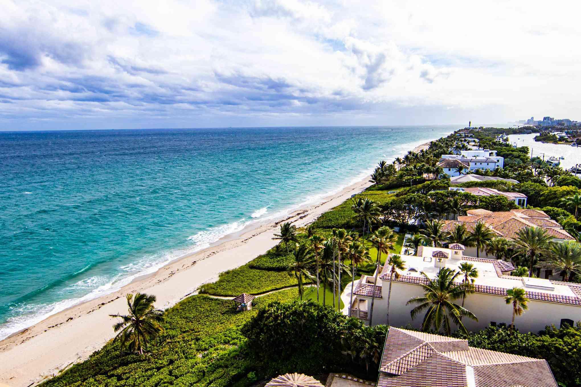 1021 Hillsboro Mile 1102