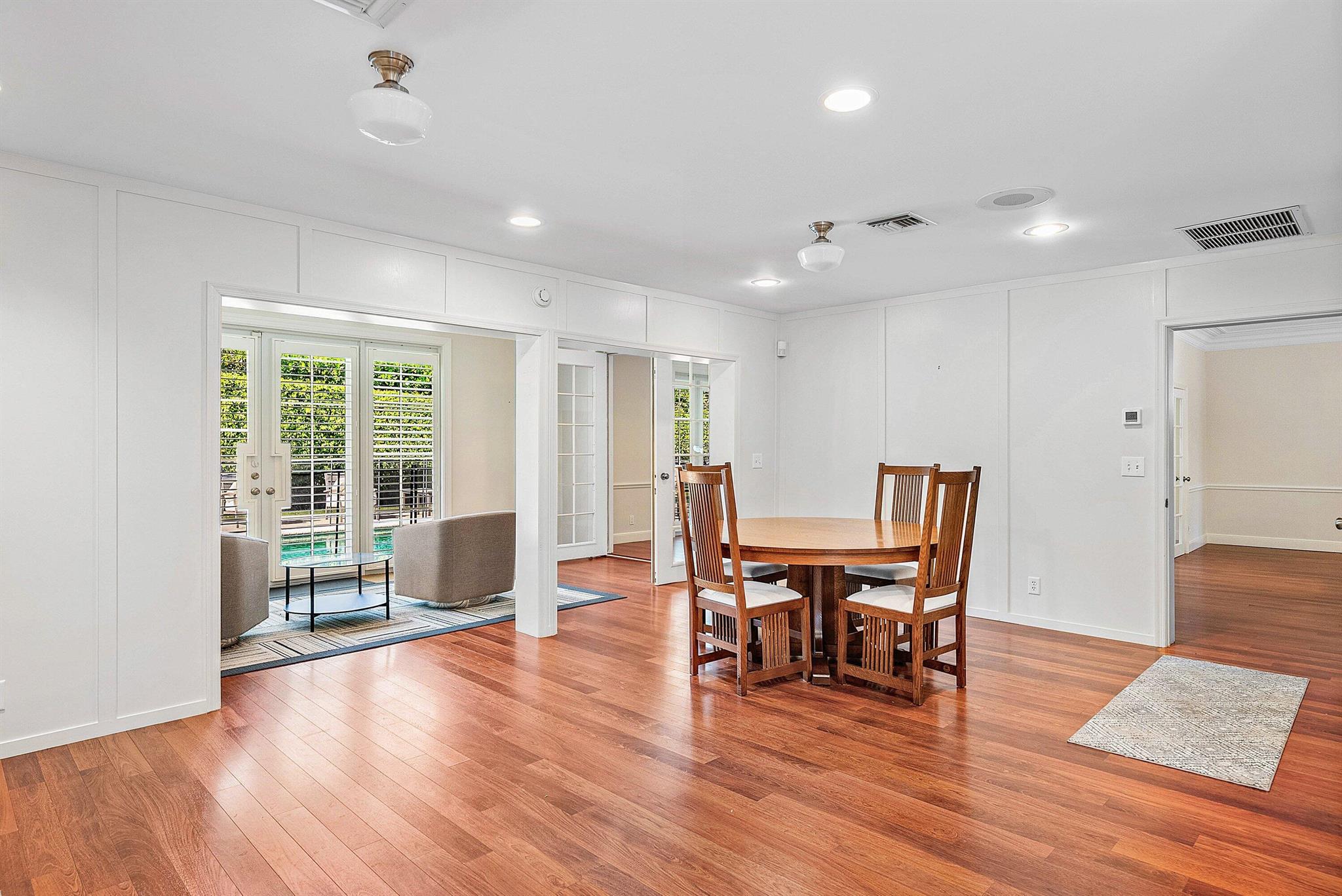 2121 Areca Palm Road