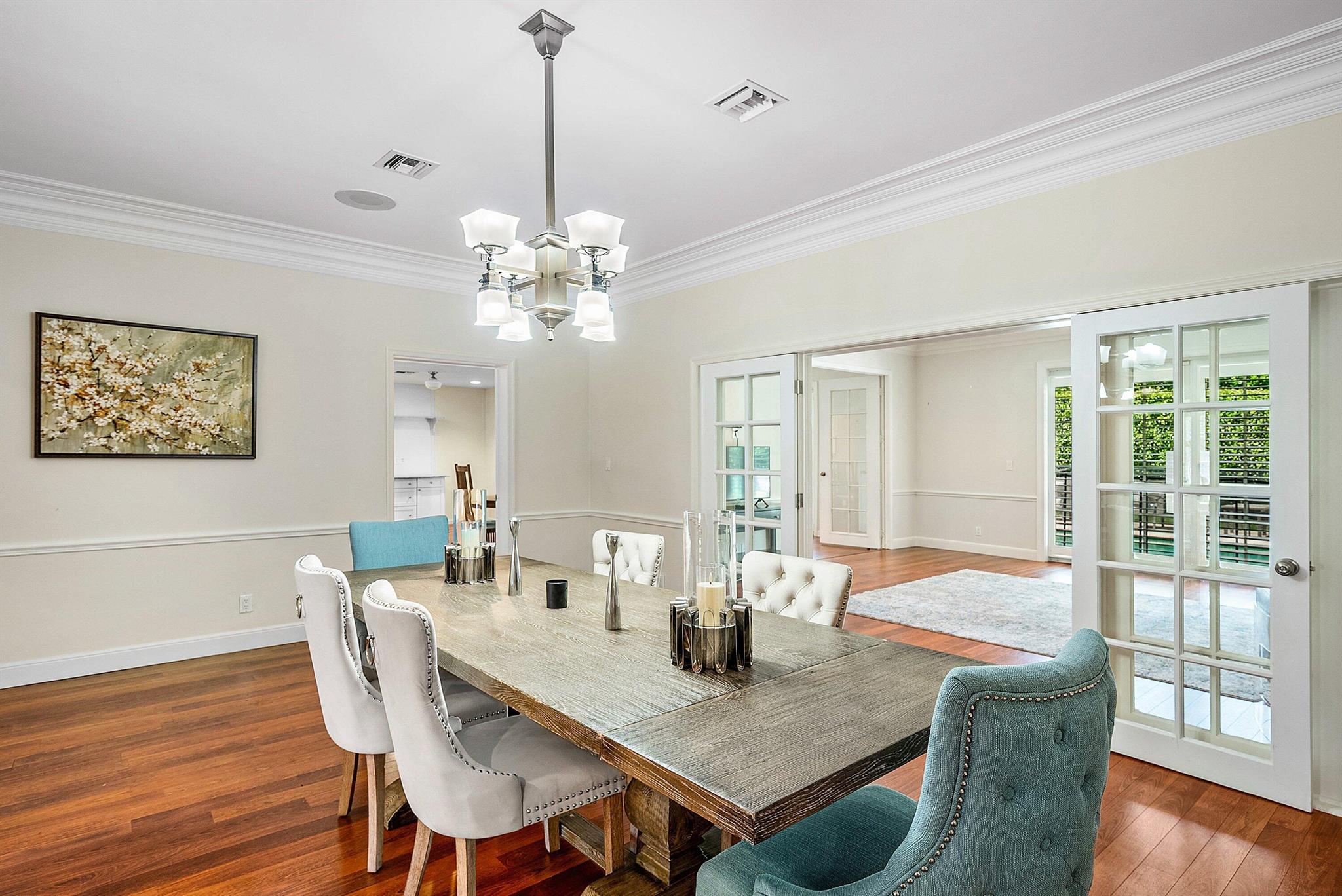 2121 Areca Palm Road