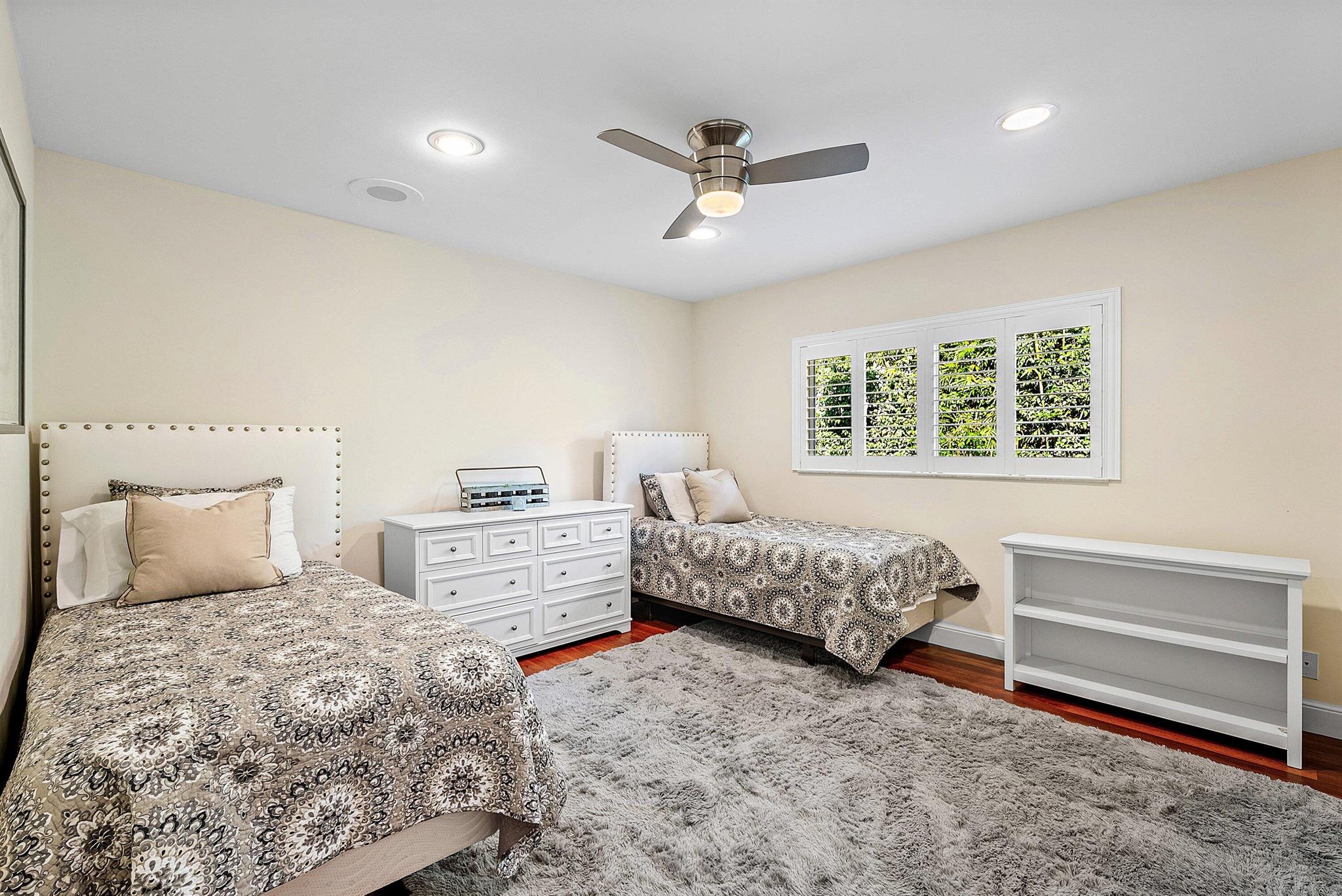 2121 Areca Palm Road