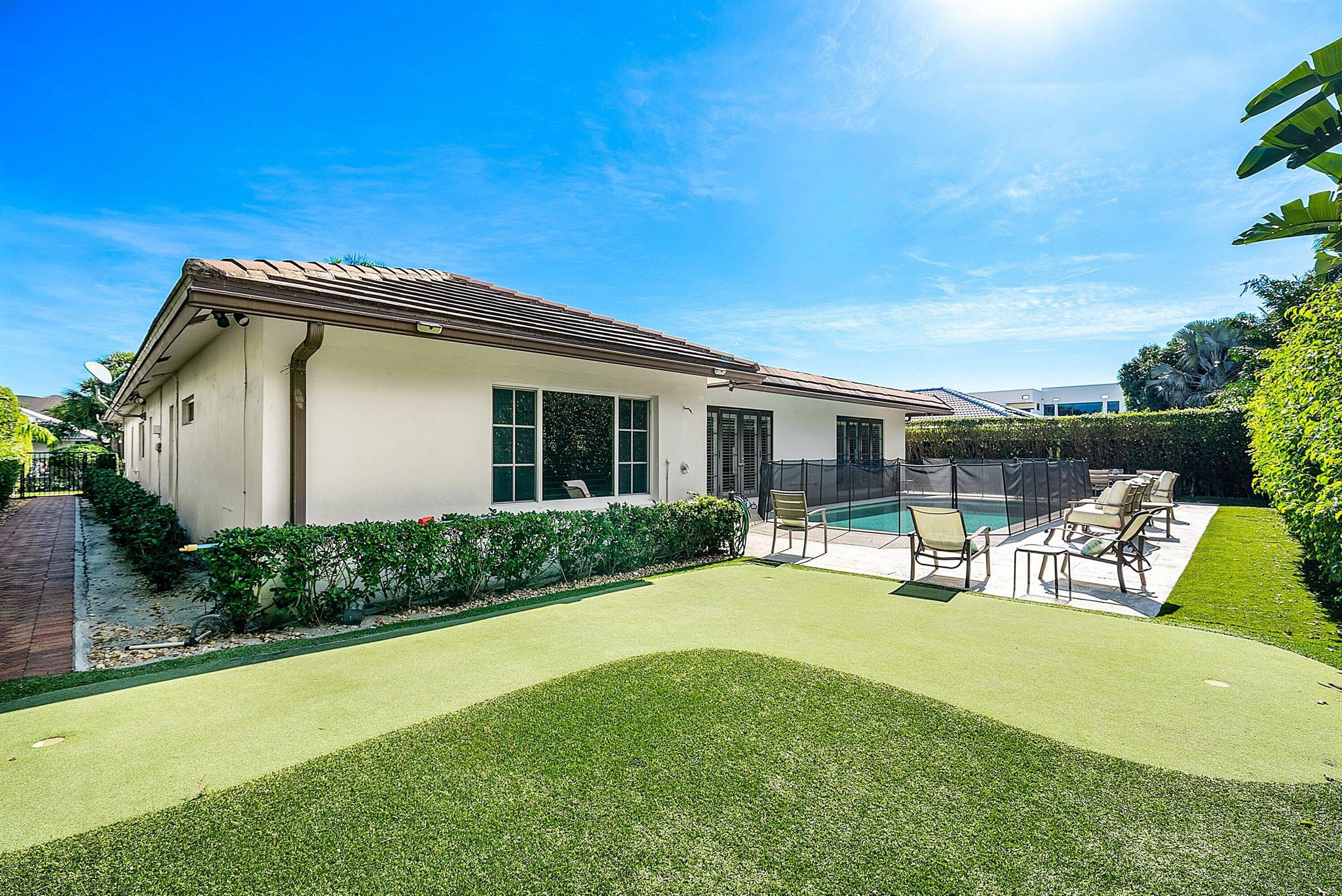 2121 Areca Palm Road