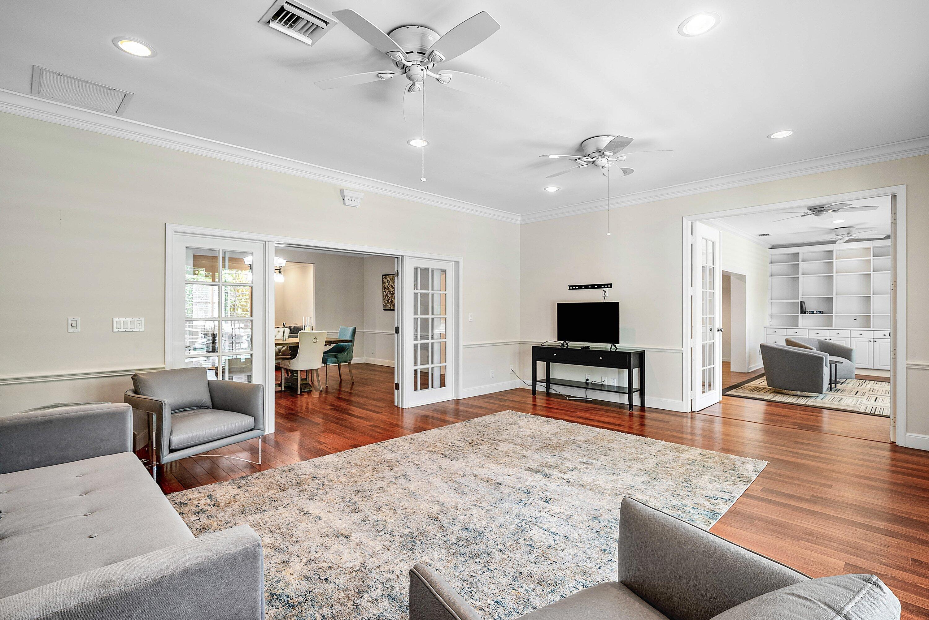 2121 Areca Palm Road