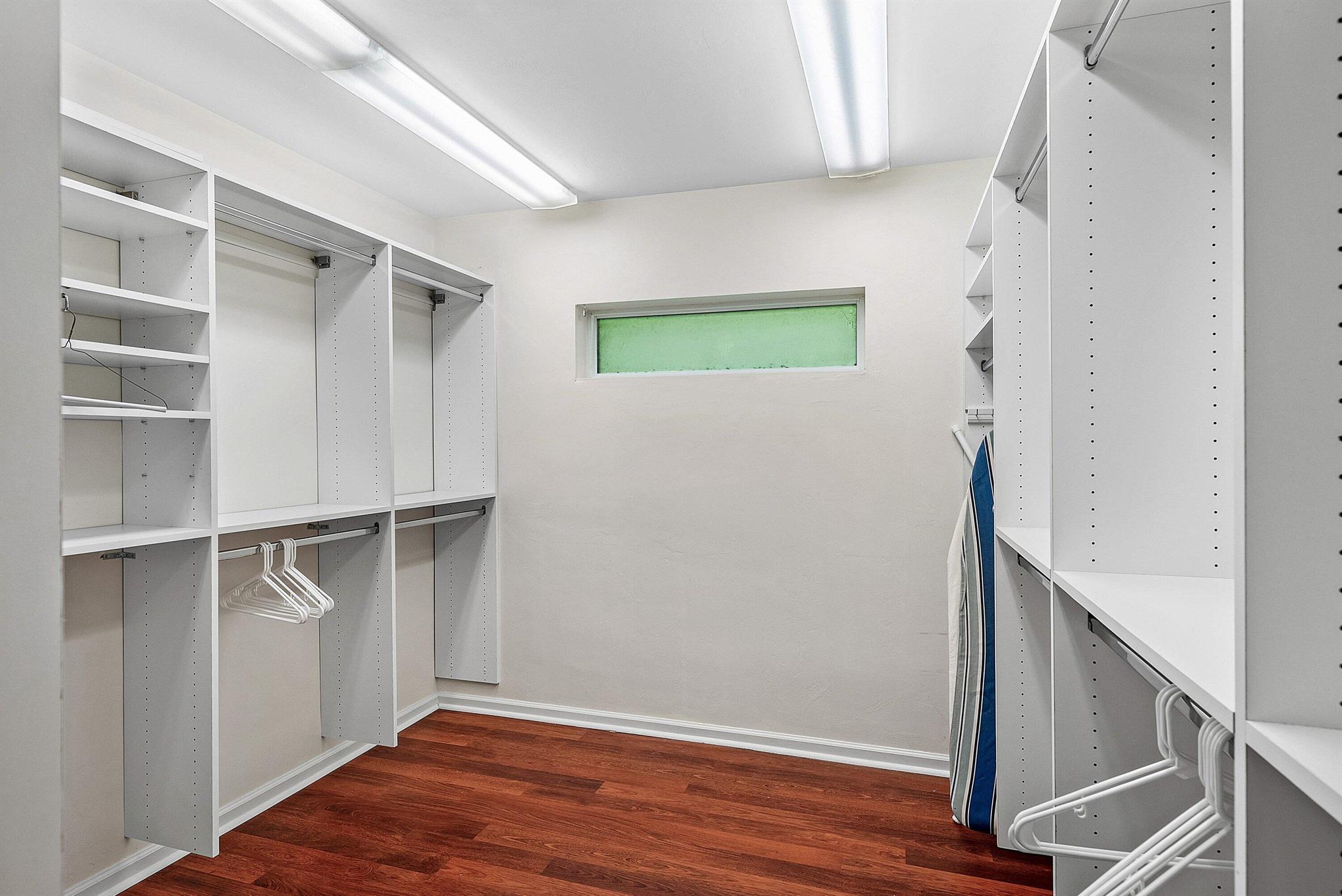 2121 Areca Palm Road