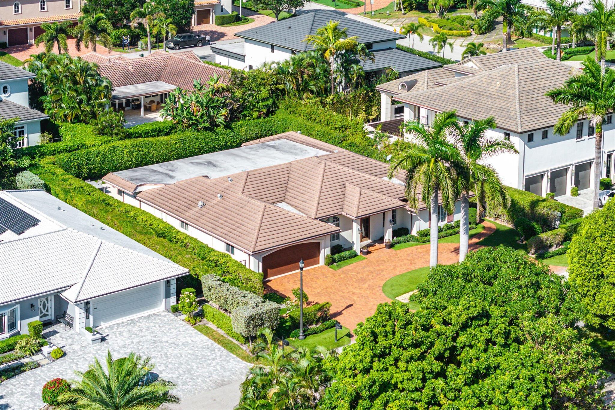 2121 Areca Palm Road