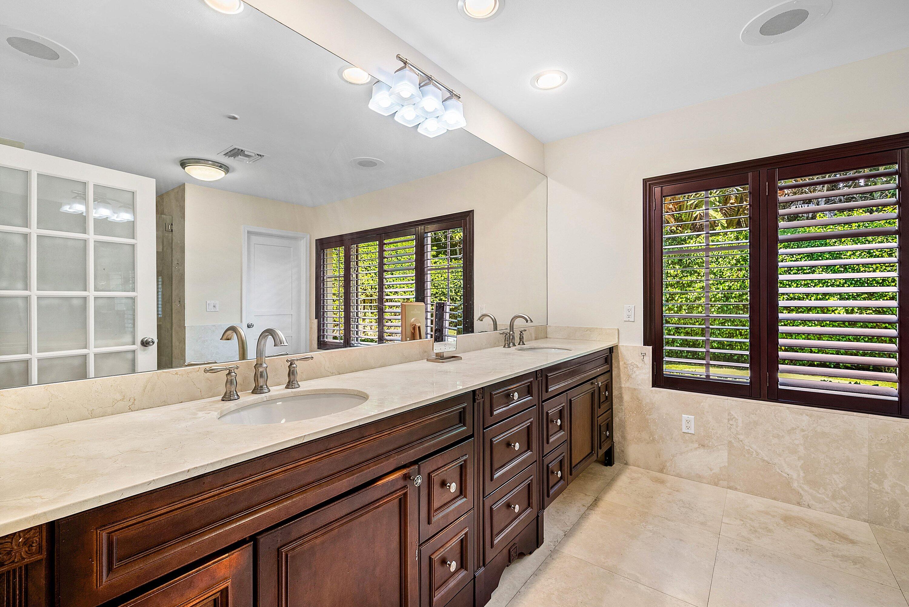 2121 Areca Palm Road