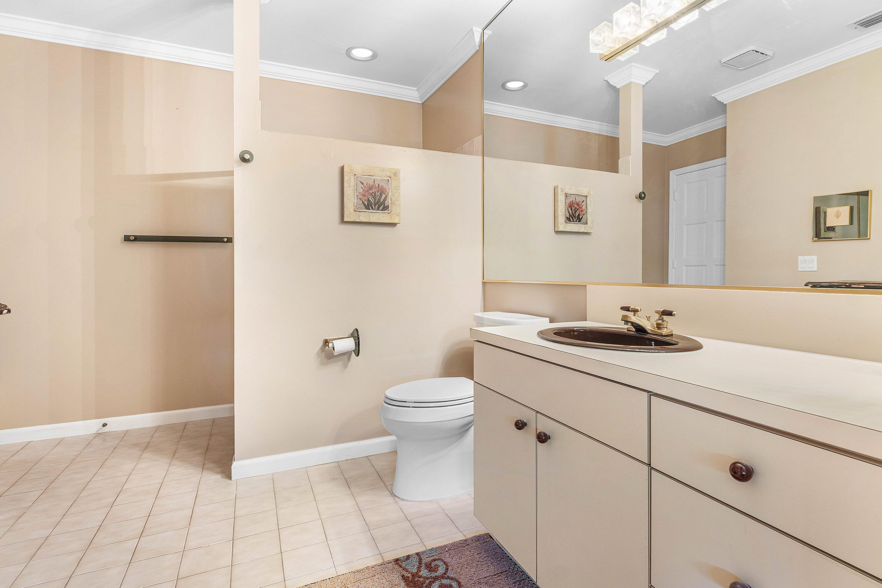 2041 Thatch Palm Drive