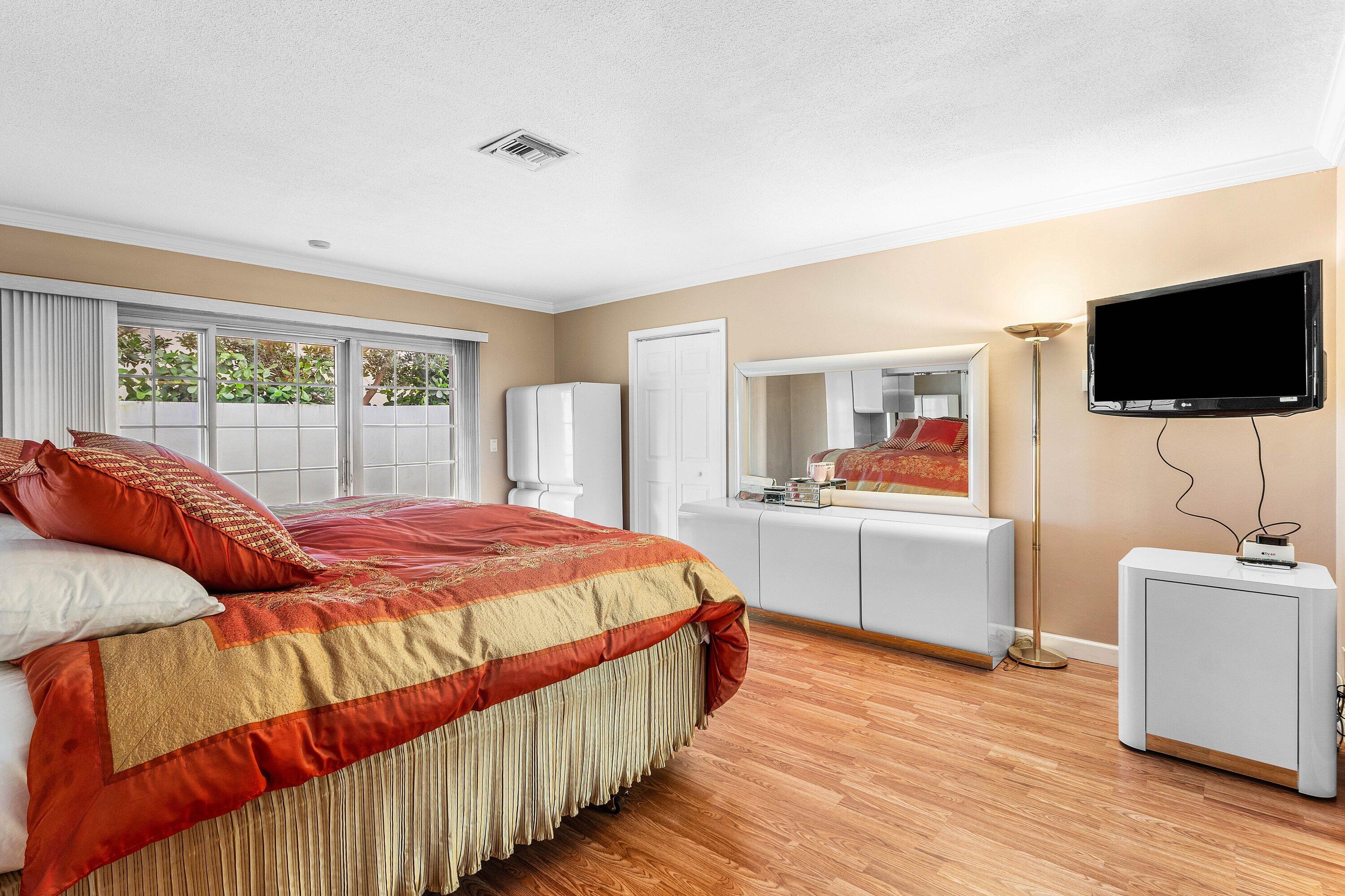 2041 Thatch Palm Drive