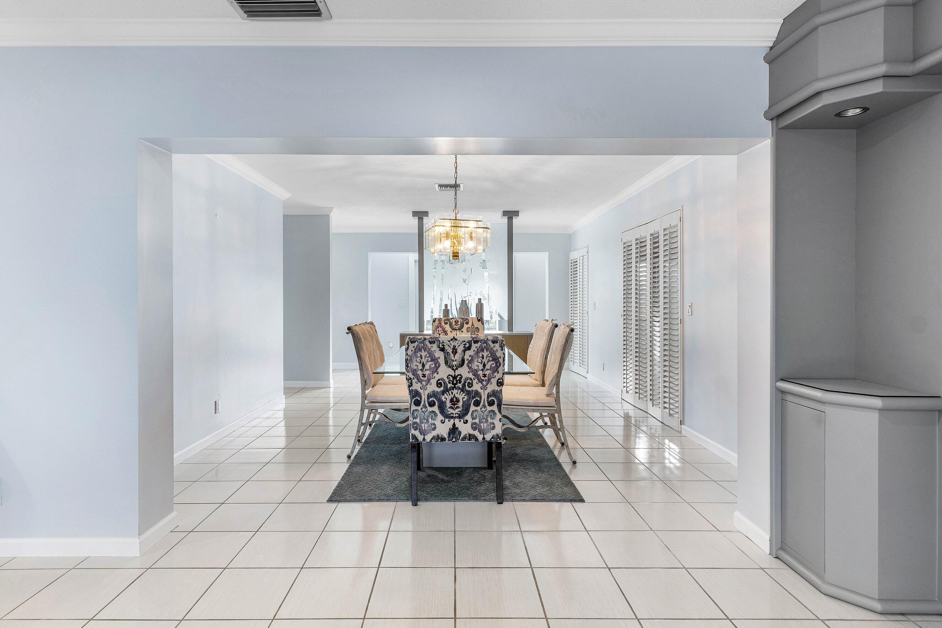 2041 Thatch Palm Drive