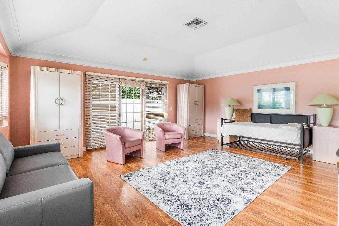 2041 Thatch Palm Drive