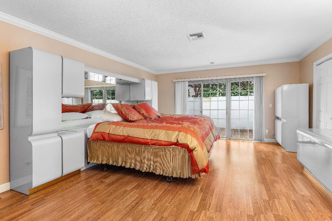 2041 Thatch Palm Drive