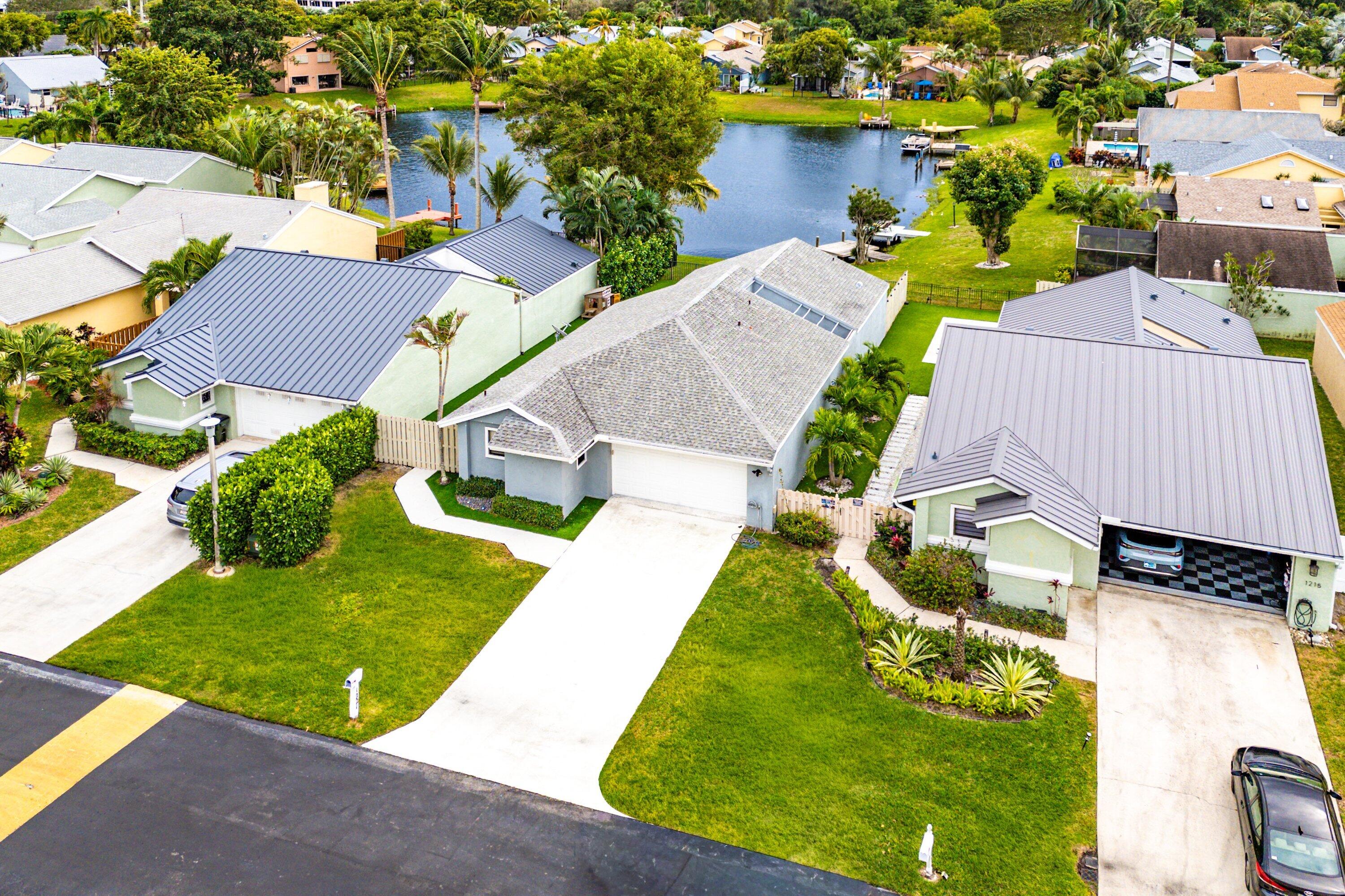 1221 NW 19th Ter