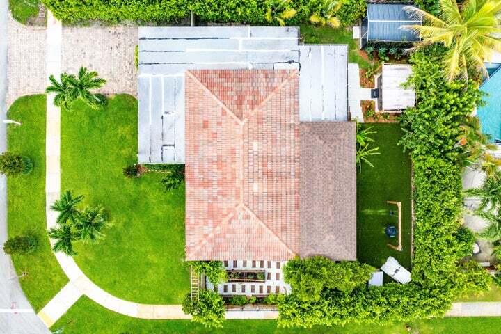 499 NE 28th Rd