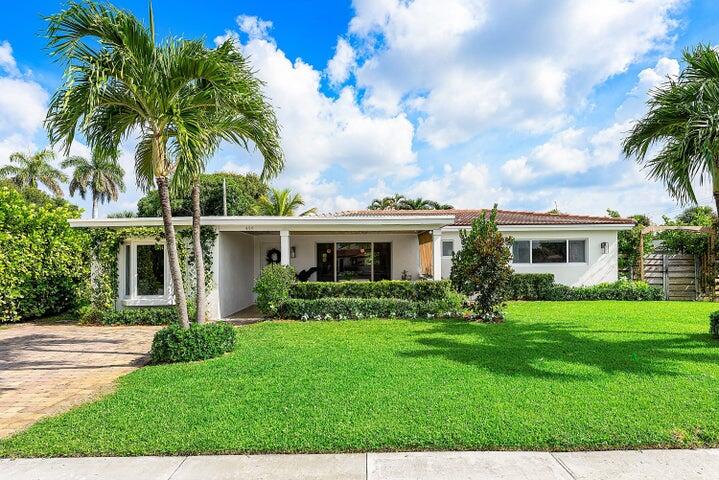 499 NE 28th Rd