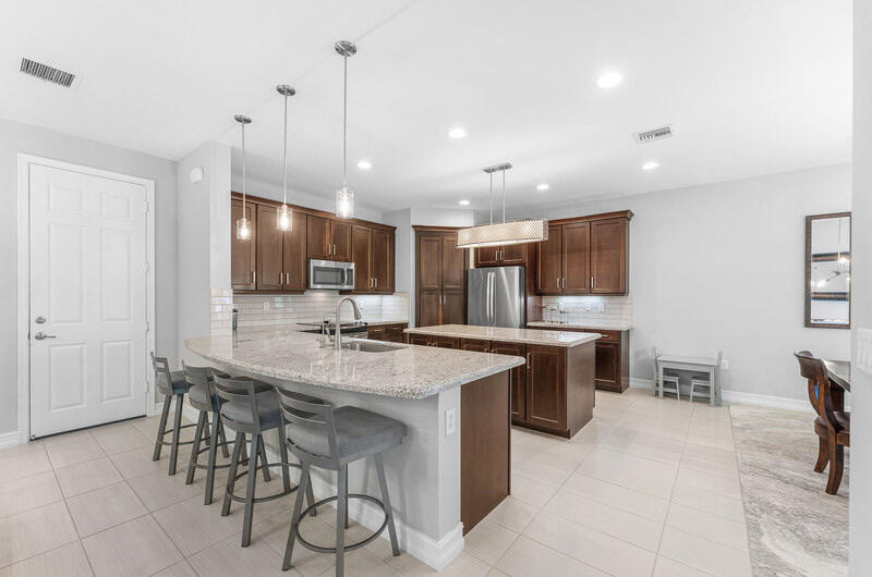 8091 Snowflake Obsidian Trail