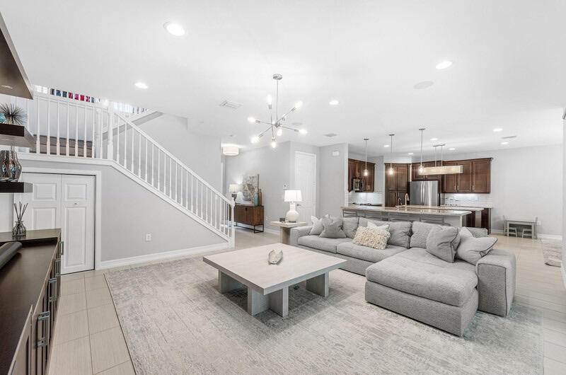 8091 Snowflake Obsidian Trail