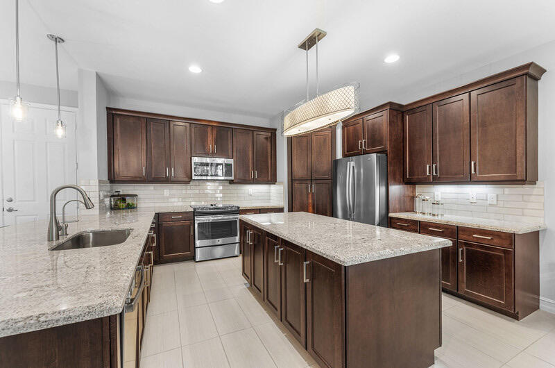 8091 Snowflake Obsidian Trail