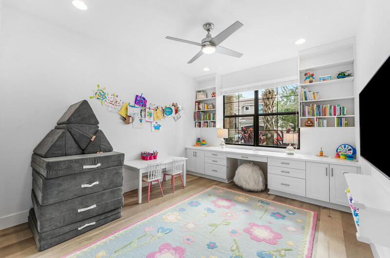 8091 Snowflake Obsidian Trail