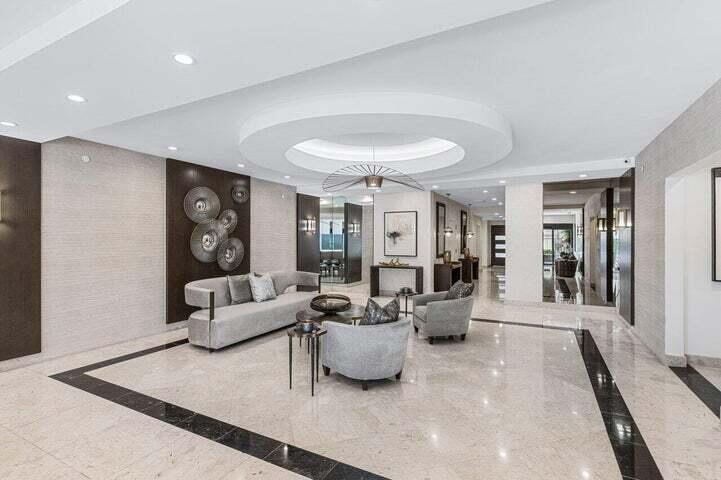 901 E Camino Real 5d