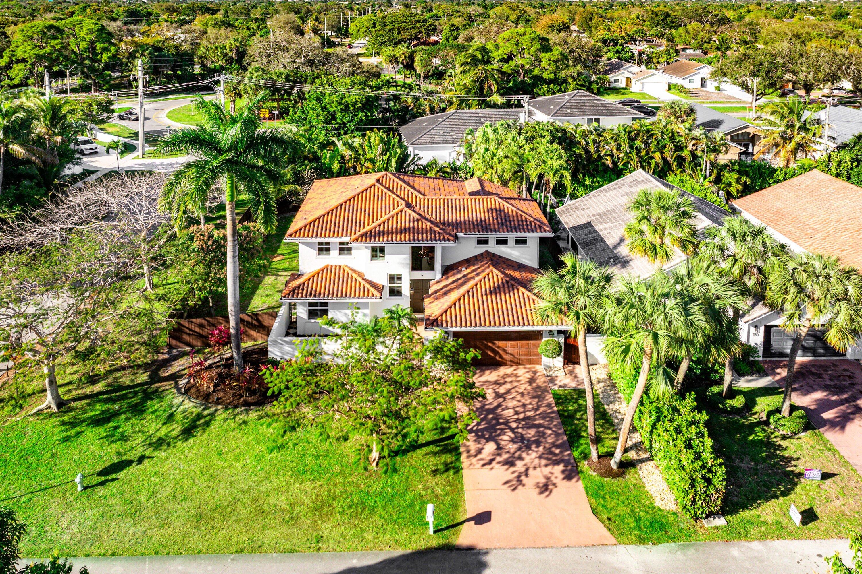 1199 SW 19th St