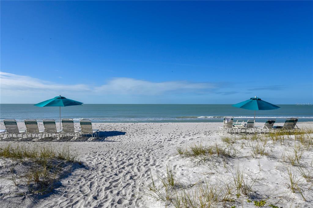1975 GULF OF MEXICO DRIVE Unit: G4-306