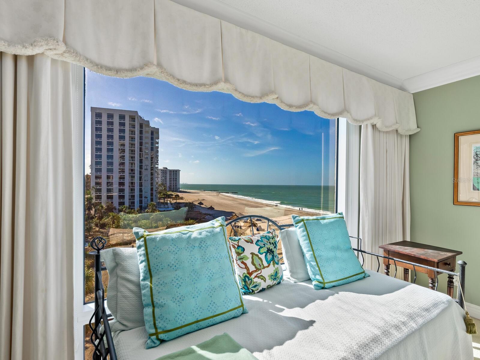 2525 GULF OF MEXICO DR #5A