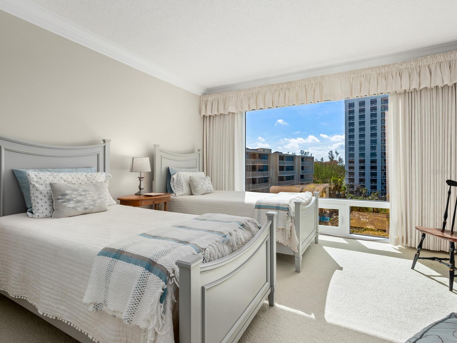 2525 GULF OF MEXICO DR #5A