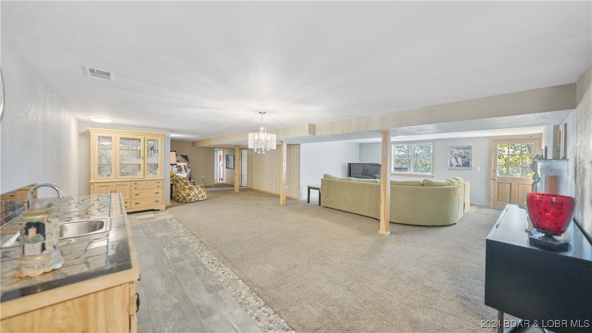 3 Willow Road