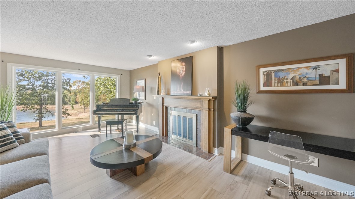 3 Willow Road