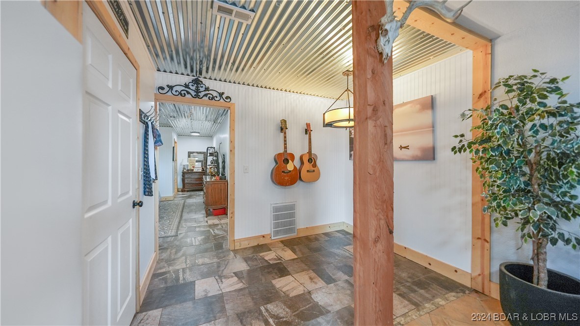 3 Willow Road