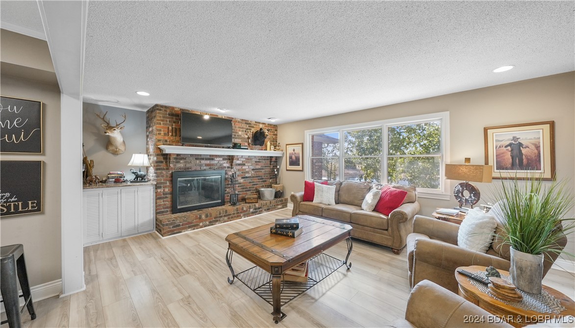 3 Willow Road
