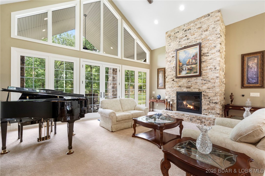 119 Silver Oak Way