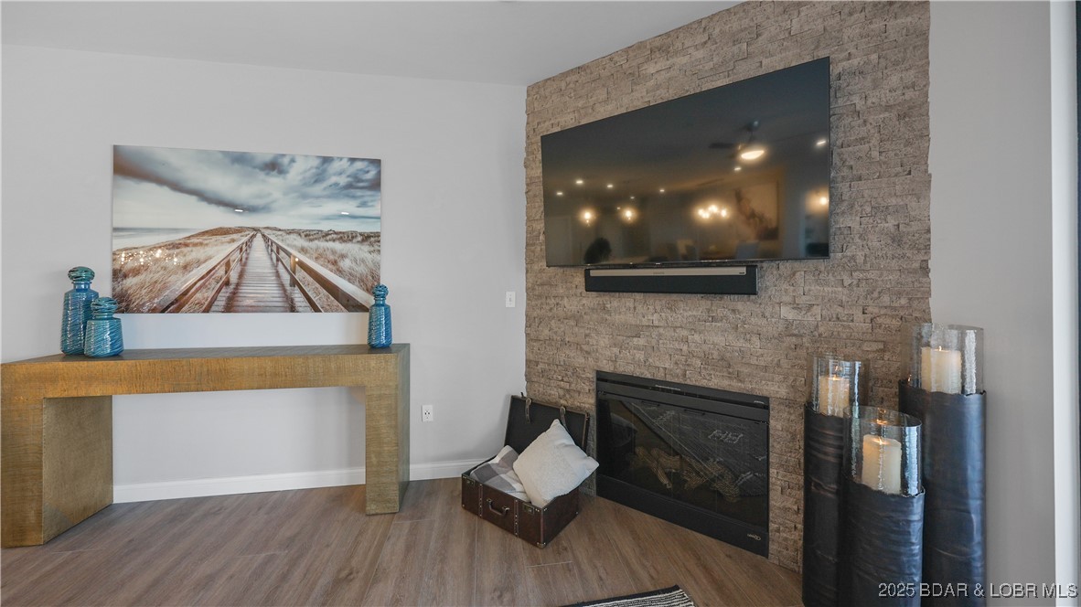 166 Captiva Drive 1E