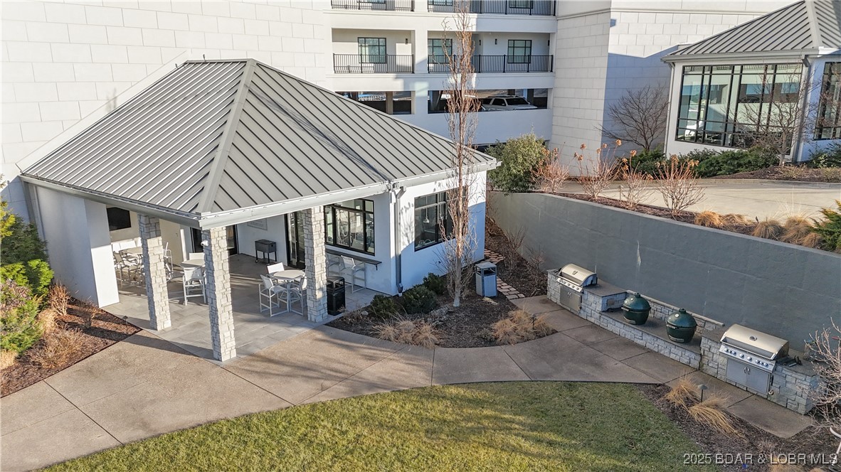 166 Captiva Drive 1E