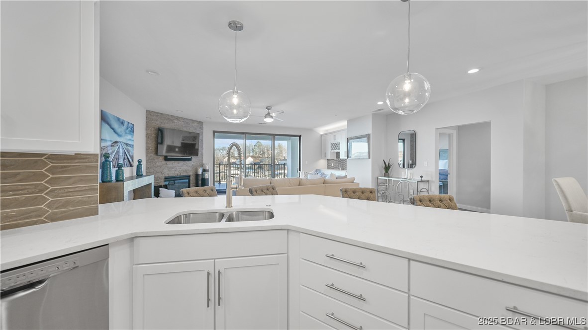 166 Captiva Drive 1E