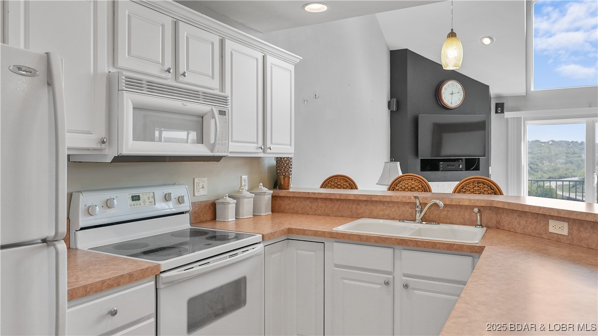 75 Cedar Heights Lane 4D