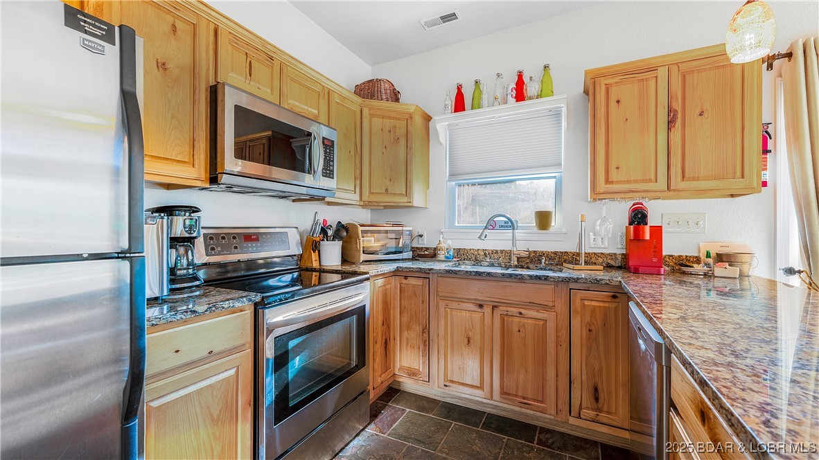 23 Cottage Park E Court 21 & 22