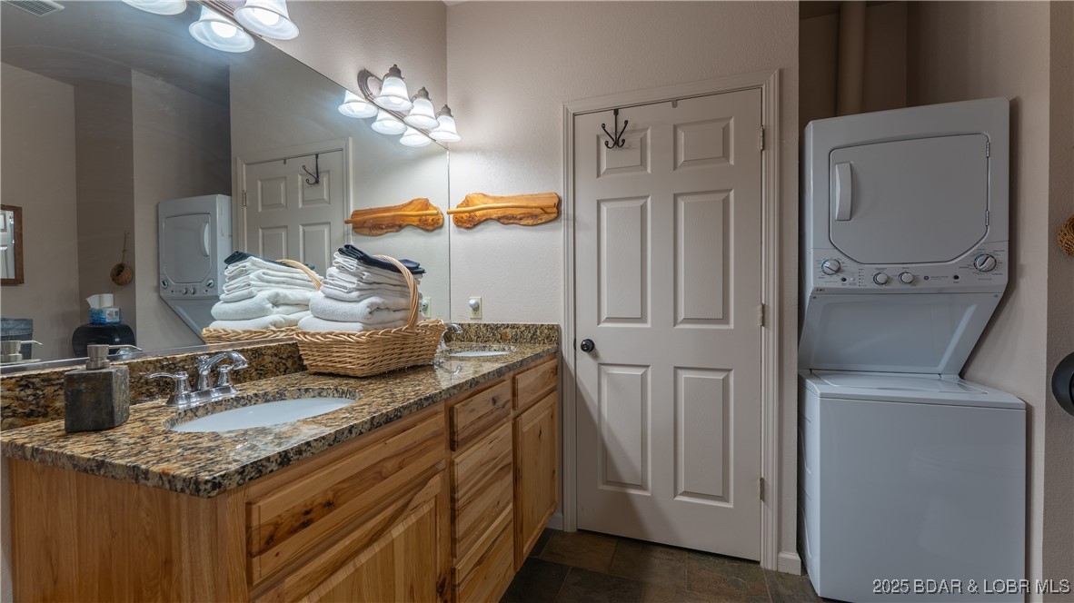 23 Cottage Park E Court 22