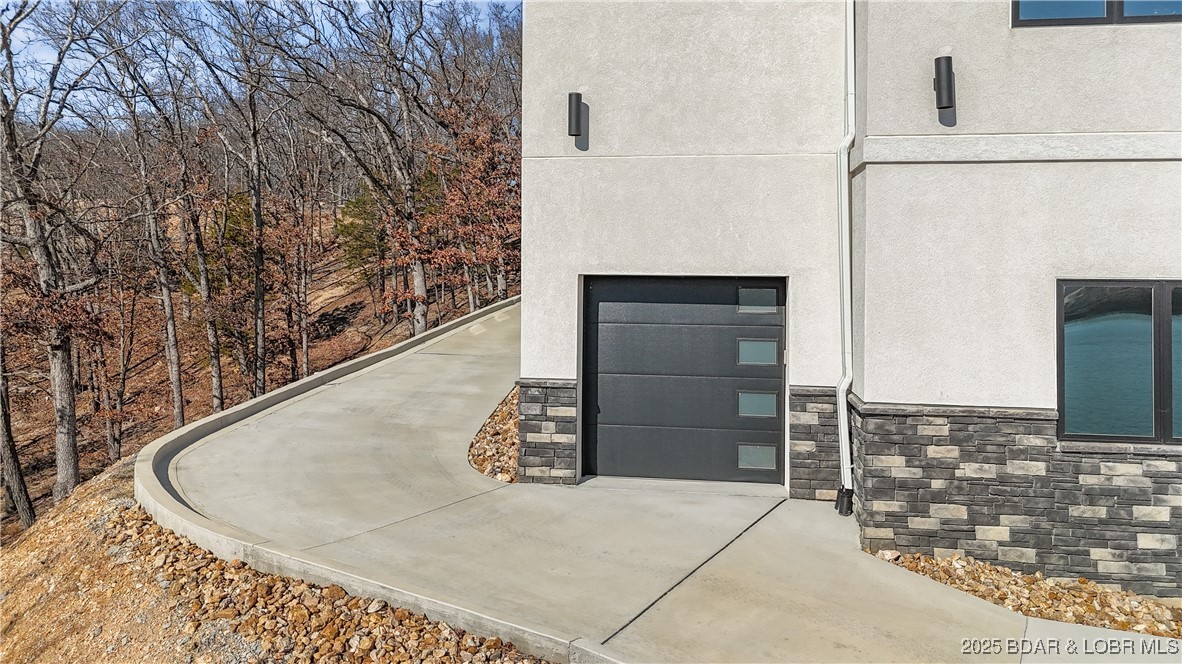 147 Forest Trace