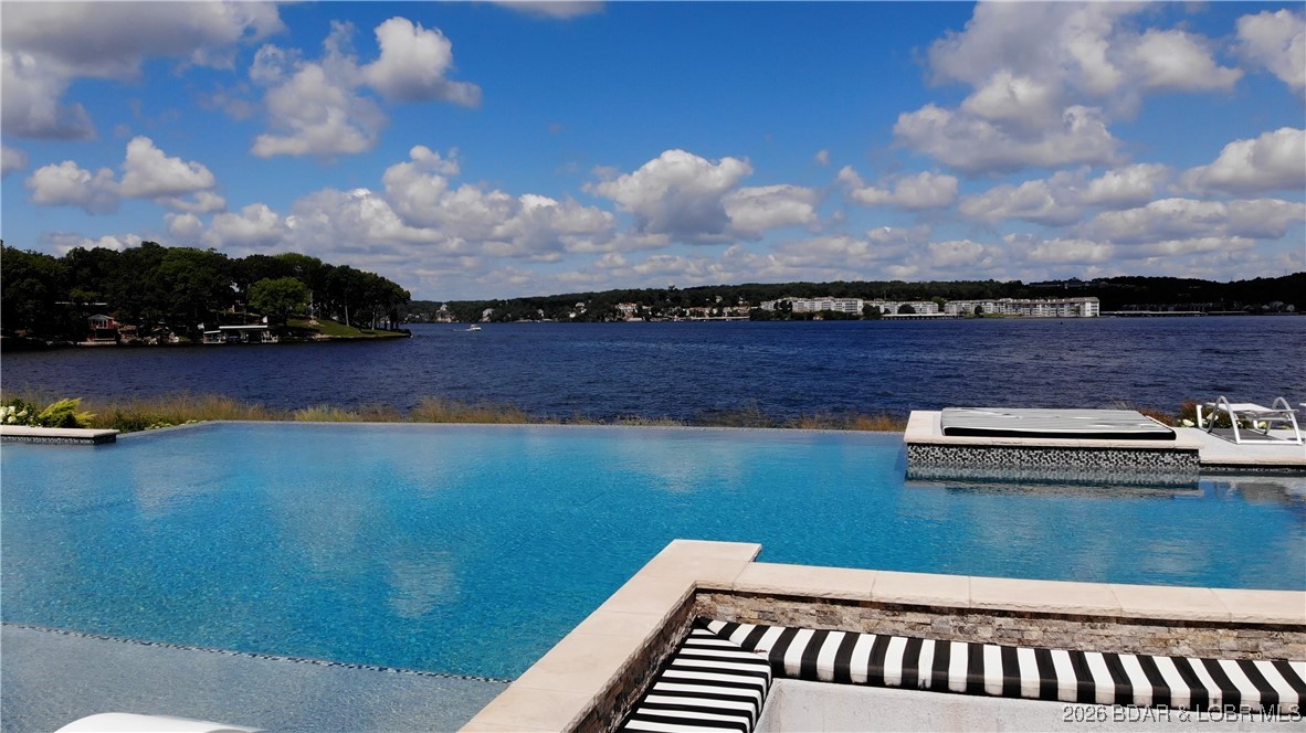 166 Captiva Drive 1E