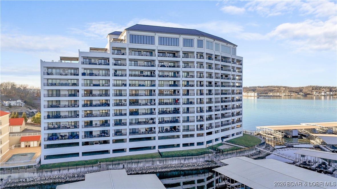 166 Captiva Drive 1E