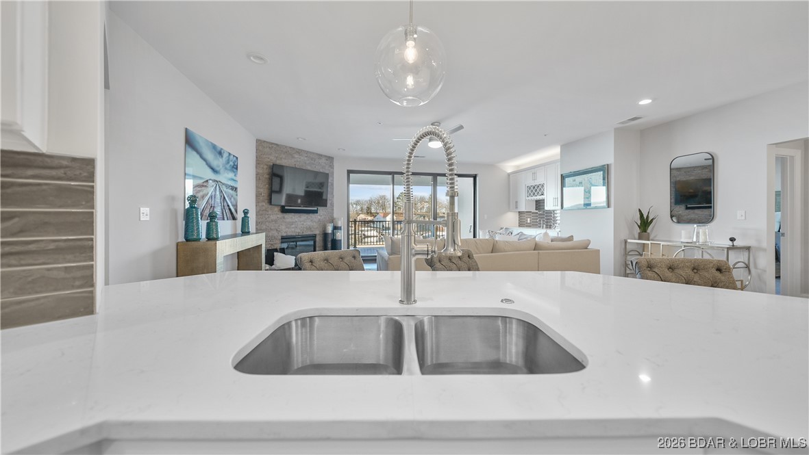 166 Captiva Drive 1E