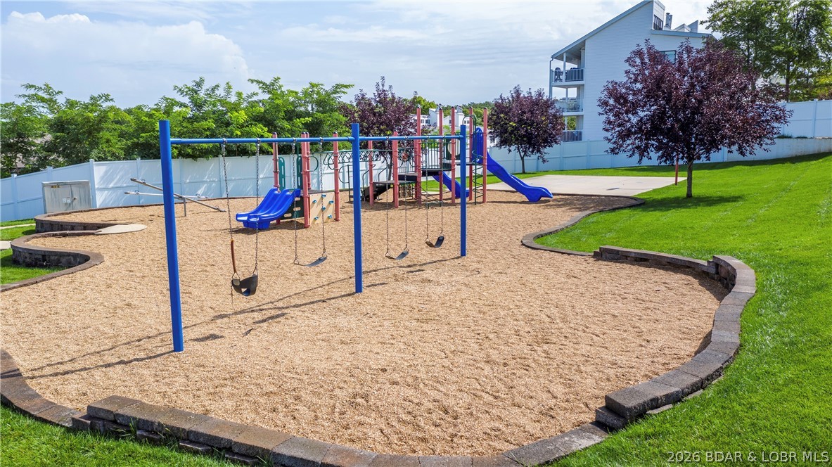 1205 Lands End Parkway 536