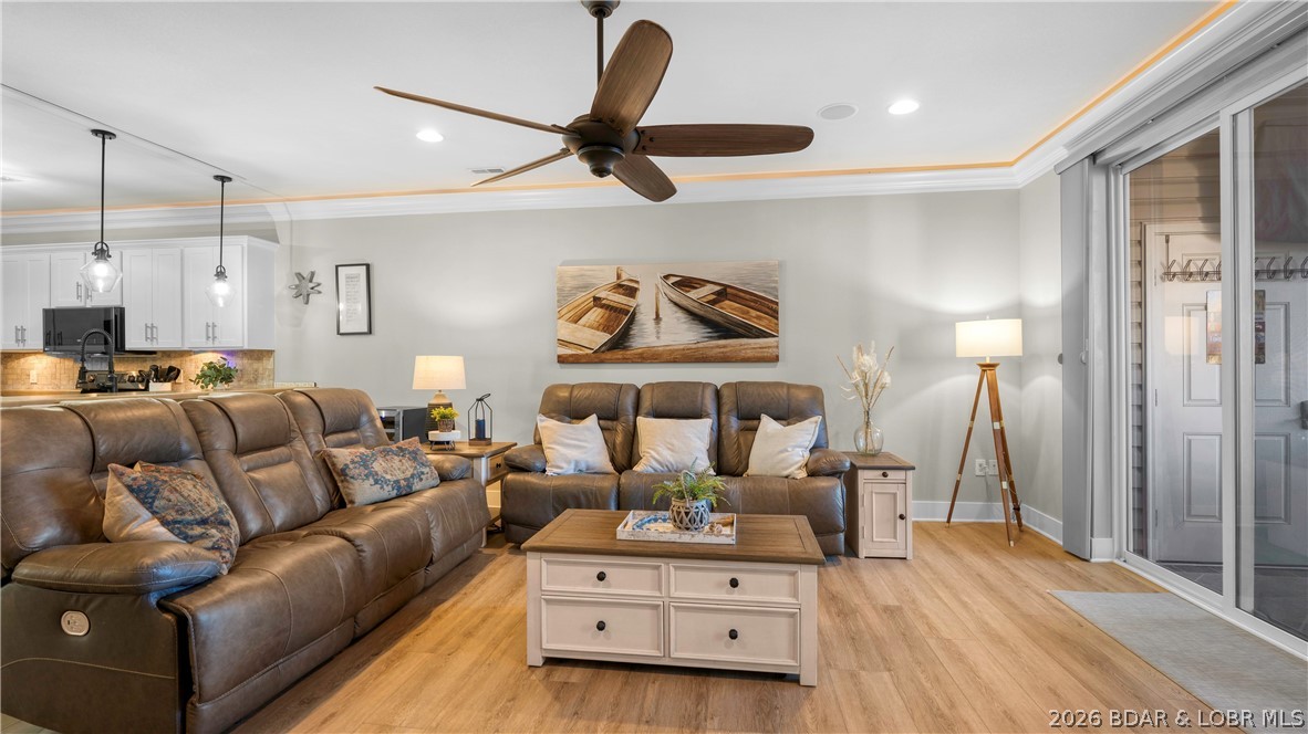 1205 Lands End Parkway 536