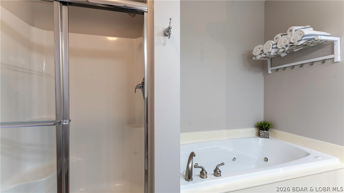 1205 Lands End Parkway 536